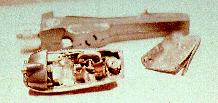 Oldph1open.GIF (173184 bytes)